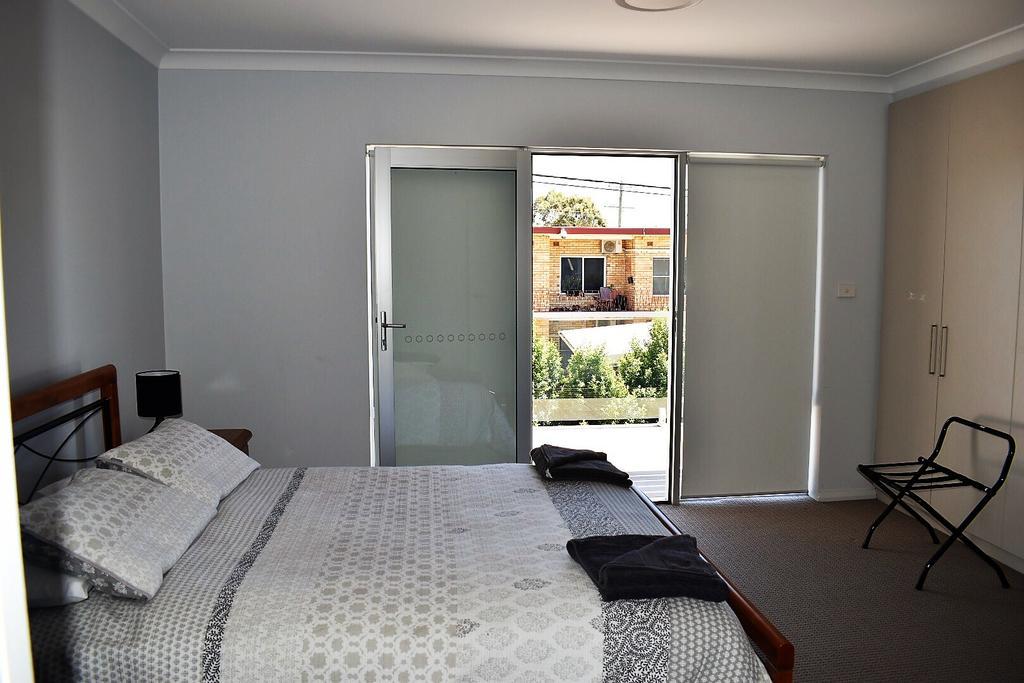 Griffith Prestige Apartments Luaran gambar