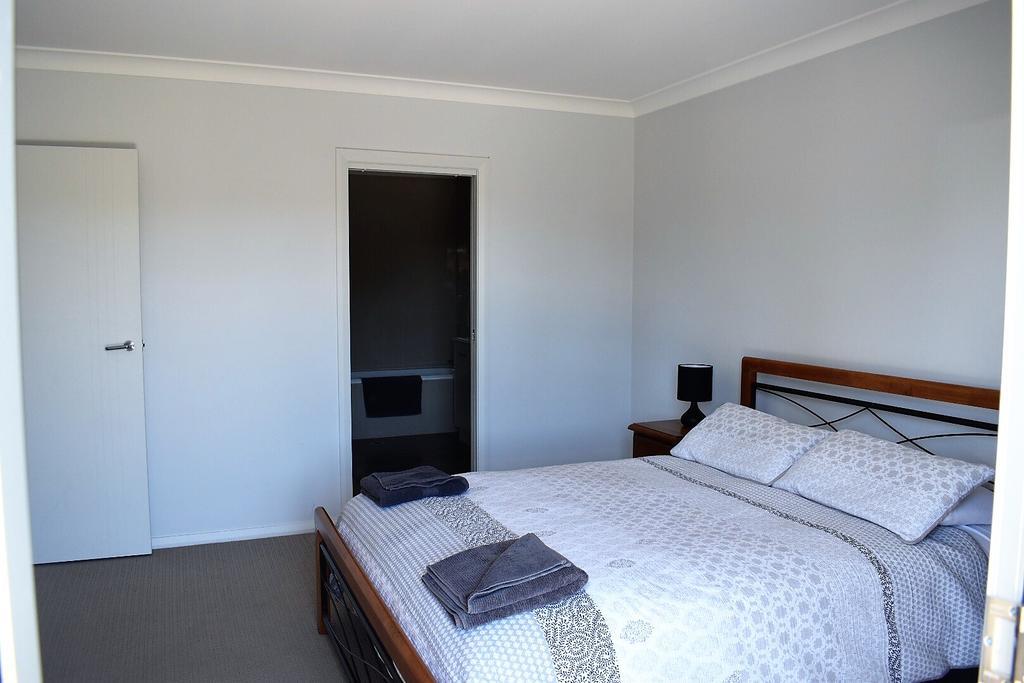 Griffith Prestige Apartments Luaran gambar