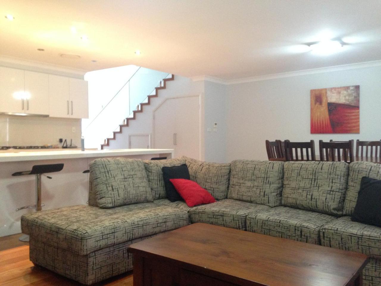 Griffith Prestige Apartments Luaran gambar